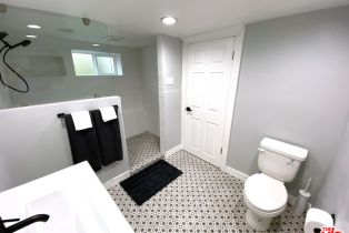 Single Family Residence, 84 Palm st, Ventura, CA 93001 - 35