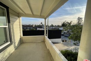 Single Family Residence, 84 Palm st, Ventura, CA 93001 - 11
