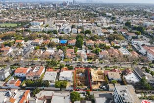 , 341 Canon dr, Beverly Hills, CA 90212 - 9