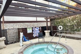 , 5250 Chesebro rd, Agoura Hills, CA 91301 - 4