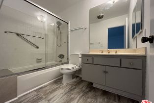 Condominium, 5115 Kester ave, Sherman Oaks, CA 91403 - 22