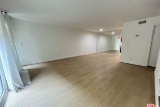 Condominium, 5115 Kester ave, Sherman Oaks, CA 91403 - 3