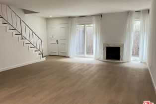 Condominium, 5115 Kester ave, Sherman Oaks, CA 91403 - 4