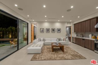 Single Family Residence, 13016 Chandler blvd, Sherman Oaks, CA 91401 - 30