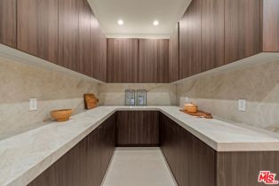 Single Family Residence, 13016 Chandler blvd, Sherman Oaks, CA 91401 - 11