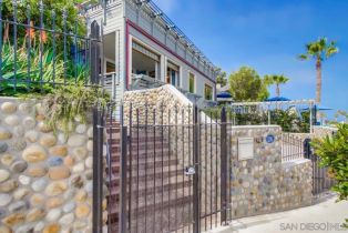 , 1241 Coast blvd, La Jolla, CA 92037 - 3