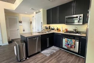 Condominium, 801 Ash st, San Diego, CA 92101 - 14