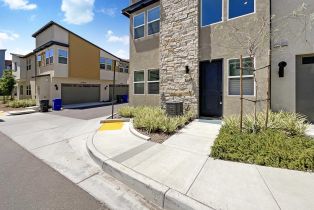 Condominium, 10411 Walden Way, San Diego, CA  San Diego, CA 92126