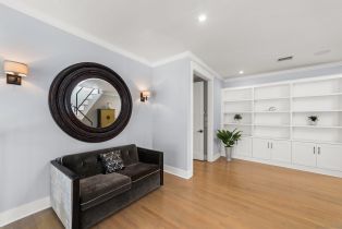 , 868 J, Coronado, CA 92118 - 35