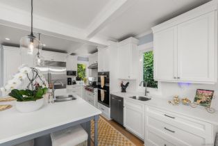 , 868 J, Coronado, CA 92118 - 36