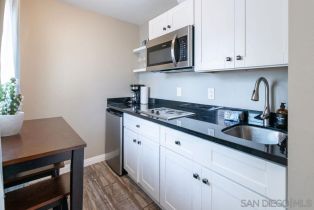, 845 Beryl St unit B, San Diego, CA 92109 - 4