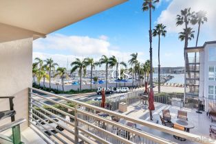 , 1021 Scott, San Diego, CA 92106 - 2