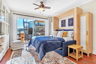 , 1021 Scott, San Diego, CA 92106 - 8