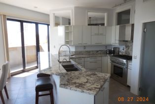 , 611 G st, San Diego, CA 92101 - 6