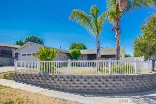 Single Family Residence, 6398 Badger Lake ave, San Diego, CA 92119 - 3