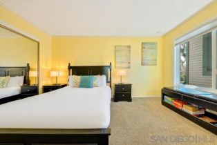 , 804 Monterey ct, San Diego, CA 92109 - 12