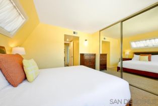 , 804 Monterey ct, San Diego, CA 92109 - 19