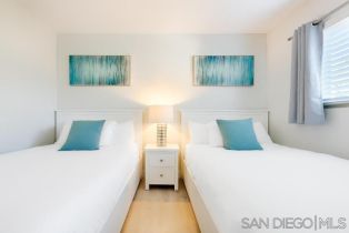 , 1520 Thomas ave, San Diego, CA 92109 - 15