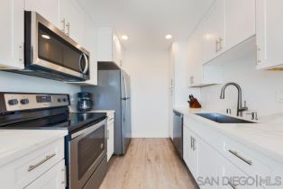 , 1520 Thomas ave, San Diego, CA 92109 - 8