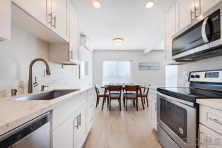 , 1520 Thomas ave, San Diego, CA 92109 - 9