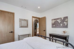 , 1855 Reed, San Diego, CA 92109 - 22