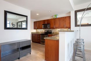 , 206 Park blvd, San Diego, CA 92101 - 6