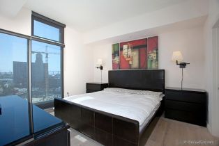 , 206 Park blvd, San Diego, CA 92101 - 9