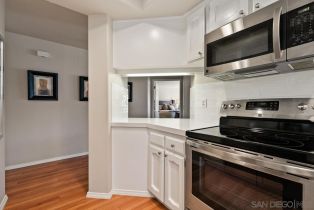 , 12012 Royal Birkdale, San Diego, CA 92128 - 18