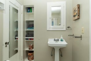 , 952 C ave, Coronado, CA 92118 - 11