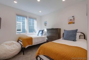 , 834 Santa Barbara pl, San Diego, CA 92109 - 32