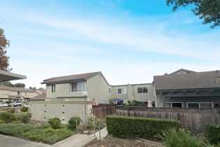 Condominium, 10889 Lamentin ct, San Diego, CA 92124 - 9