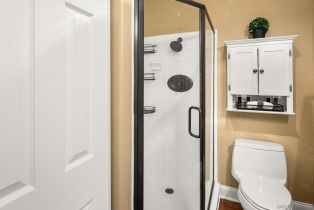 Condominium, 1021 Scott st, San Diego, CA 92106 - 10