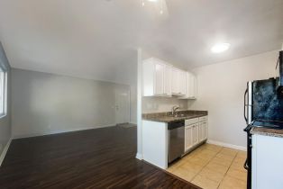 Condominium, 4398 Delta st, San Diego, CA 92113 - 11