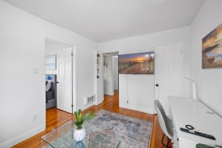 , 1315 Cave st, San Diego, CA 92037 - 8