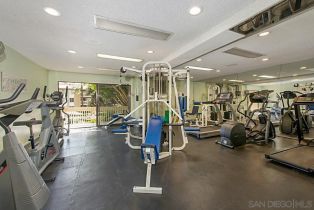 Condominium, 1855 Diamond st, San Diego, CA 92109 - 37