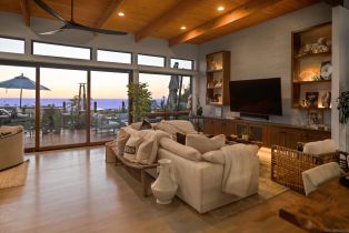 , 659 Granados, Solana Beach, CA 92075 - 7