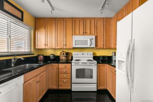 , 2530 Clairemont dr, San Diego, CA 92117 - 2