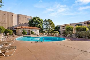 , 2530 Clairemont dr, San Diego, CA 92117 - 6