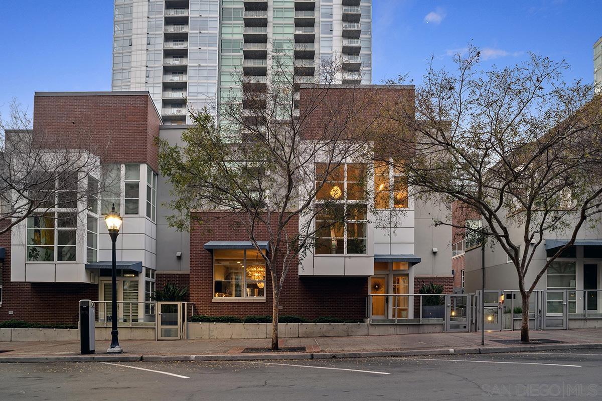 Condominium, 840 Island, San Diego, CA 92101 - 1