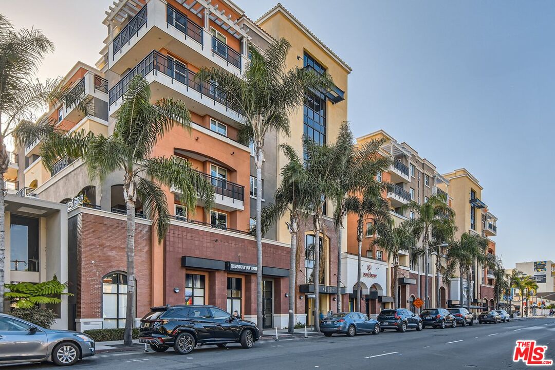 Condominium, 3650 5th ave, San Diego, CA 92103 - 1