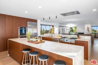 Single Family Residence, 13547 Contour dr, Sherman Oaks, CA 91423 - 14