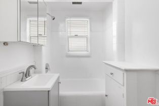 Apartment, 967 Doheny dr, West Hollywood , CA 90069 - 11