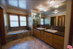 , 1115 Garfield ave, Pasadena, CA 91104 - 4