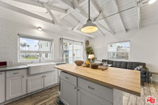 Residential Income, 6712 Culver Place, Playa Del Rey , CA 90293 - 3