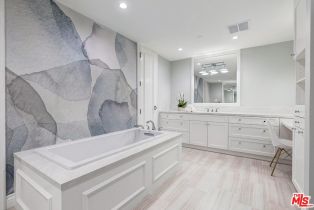 Condominium, 300 Swall dr, Beverly Hills, CA 90211 - 13