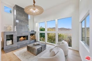 Single Family Residence, 1876 Lookout rd, Malibu, CA 90265 - 10