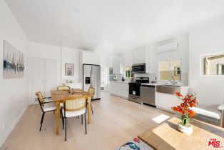 , 117 Channel rd, Santa Monica, CA 90402 - 2