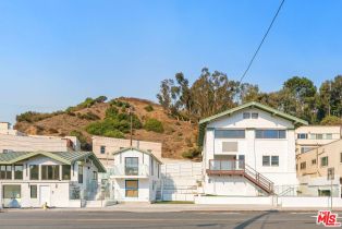 , 117 Channel rd, Santa Monica, CA 90402 - 6