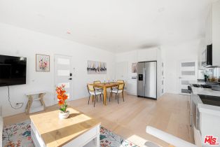 , 117 Channel rd, Santa Monica, CA 90402 - 3