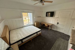 , 125 Broadway, Redondo Beach, CA 90277 - 4